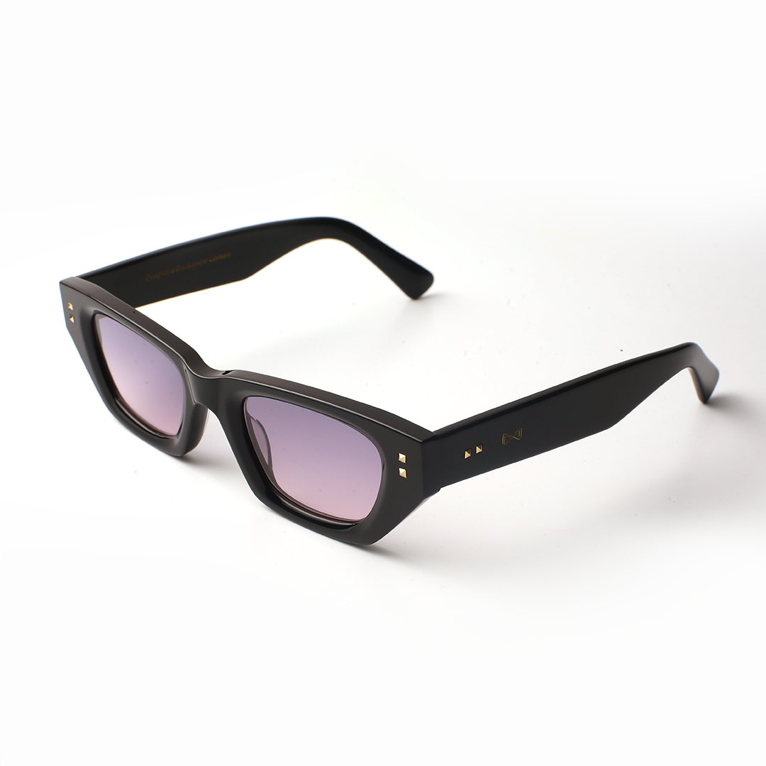 Noir Edge AV1
